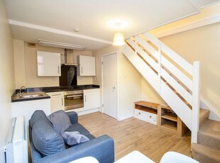 Flat to rent in The Chandlers, Leeds LS2