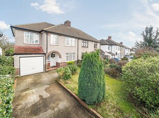 Semi-detached House for sale - Avery Hill Road, SE9