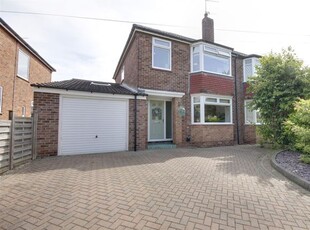 Semi-detached house for sale in Riverview Avenue, North Ferriby HU14