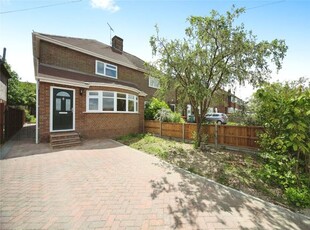 Semi-detached house to rent in Jeans Way, Dunstable, Bedfordshire LU5