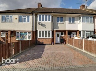 Terraced house to rent in Church Road, Romford RM3