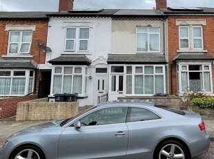 Terraced house to rent in Southfield Road, Edgbaston, Birmingham B16
