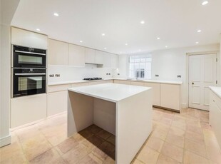 Terraced house to rent in Stafford Place, St James Park, London SW1E