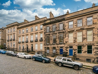 2 bedroom ground floor flat for sale in 6 (GF) Glenfinlas Street, New Town, Edinburgh, EH3 6AQ, EH3
