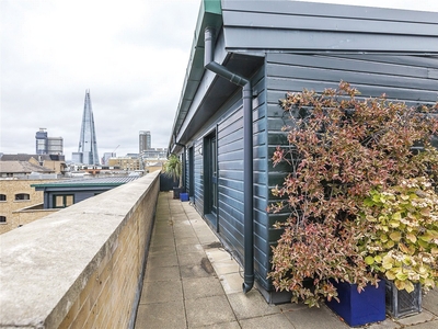 2 bedroom property for sale in Butlers Colonial Wharf, LONDON, SE1