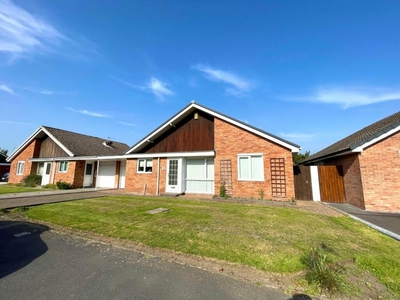 3 bedroom bungalow for sale in Harington Road, Formby, Liverpool, L37
