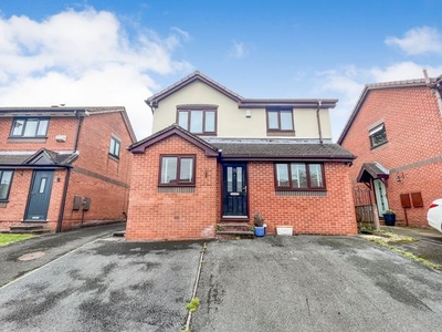3 bedroom detached house for sale Bolton, BL2 4LY