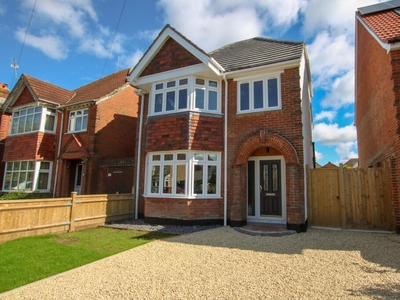3 bedroom detached house for sale in Shirley, Southampton, SO15