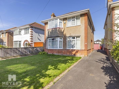 4 bedroom detached house for sale in Ashford Road, Southbourne, BH6