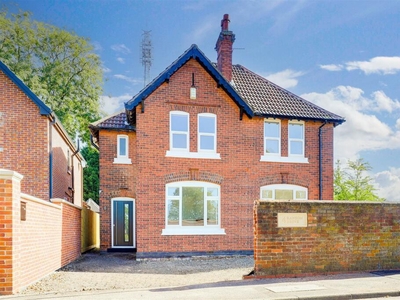 4 bedroom detached house for sale in Ransom Drive, Mapperley, Nottinghamshire, NG3 5LR, NG3