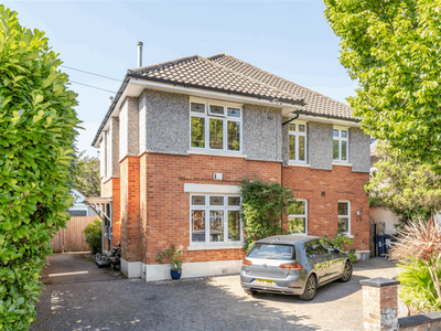 4 bedroom detached house for sale in St. Ledgers Road, Queens Park, Bournemouth BH8 9BA, BH8