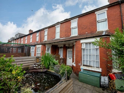 4 bedroom terraced house for sale in Wellington Street East, Salford, M7