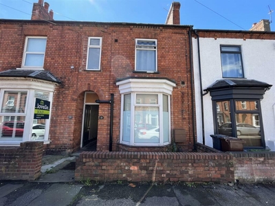 4 bedroom terraced house for sale in Cranwell Street, Lincoln, LN5