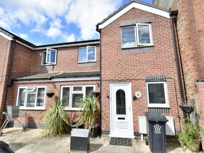 4 bedroom terraced house for sale in Lancaster Street, North Evington, Leicester, LE5