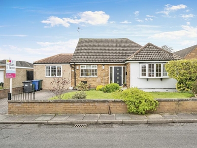 3 bedroom detached bungalow for sale in Woodlea Way, Wheatley Hills, Doncaster, DN2