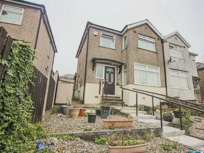 3 bedroom semi-detached house for sale in Ashton Drive, Lancaster, LA1