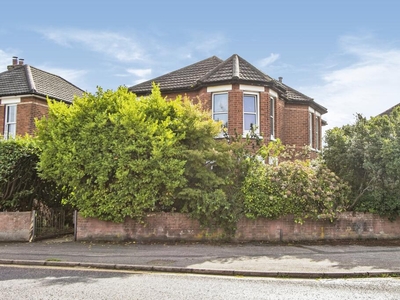 4 bedroom detached house for sale in Richmond Park Road, Bournemouth, BH8