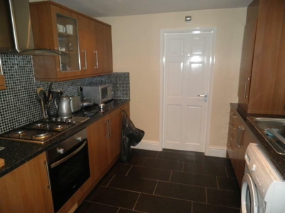 2 bedroom apartment for rent in Doncaster Road, NE2