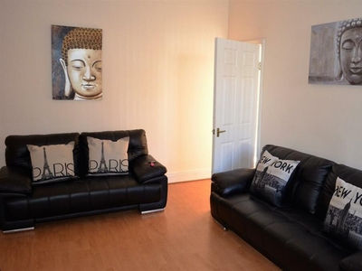 2 bedroom apartment for rent in Tosson Terrace, NE6