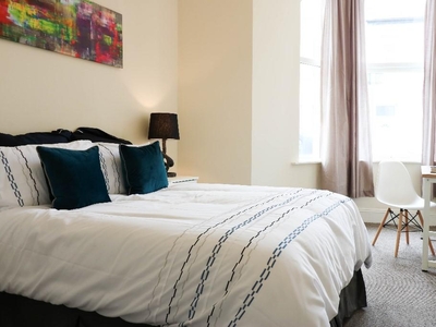 2 bedroom ground floor flat for rent in Armada Street, Plymouth, Devon, PL4