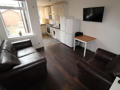 3 bedroom house for rent in Campion Street, Derby, , DE22