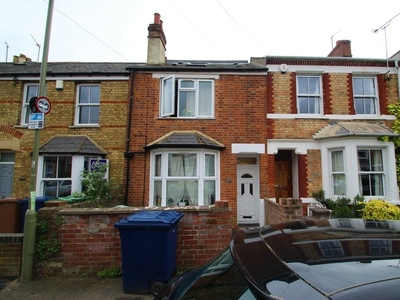 5 bedroom terraced house for rent in Hurst Street, Cowley, OX4