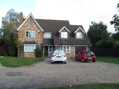 7 bedroom detached house for rent in Lacewood Gardens, Reading, Berkshire, RG2