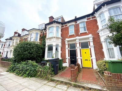 9 bedroom terraced house for rent in Whitwell Road, Southsea, PO4