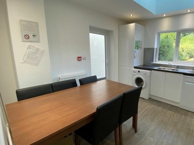 Studio flat for rent in Whitstable Road, Canterbury Ref - 2920, CT2