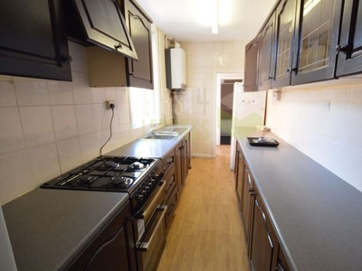 Terraced house to rent in Welford Road, Clarendon Park LE2