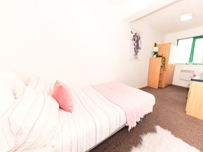 Flat to rent in Borden Court, 143-163 London Road, Liverpool L3