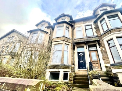Terraced house to rent in Westgate, Burnley BB11