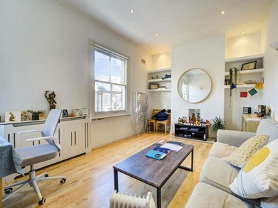 1 Bedroom Flat For Rent In Queen's Park, London