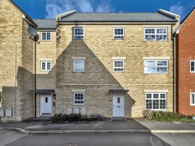 2 Bed Flat/Apartment For Sale in Yarnton, Oxfordshire, OX5 - 4903597