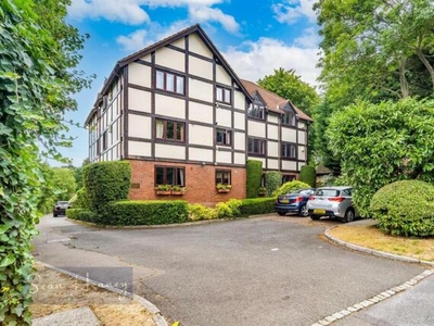 2 Bedroom Apartment For Sale In Hadley Wood