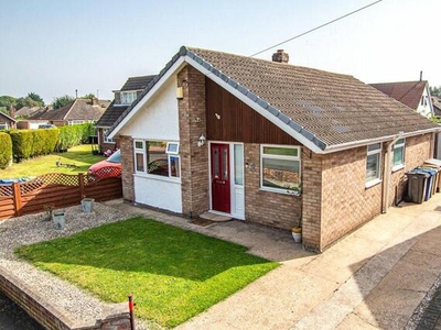 2 Bedroom Bungalow For Sale In New Waltham, Grimsby