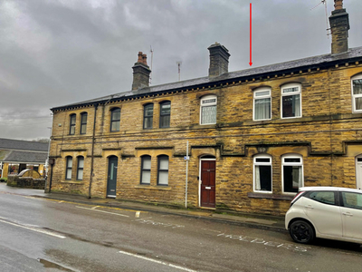 2 Bedroom Cottage For Sale In Holmfirth