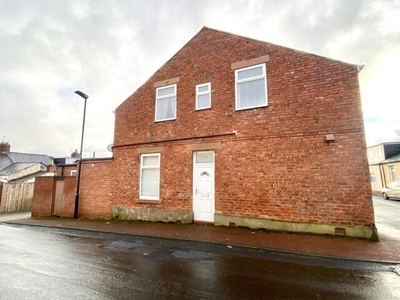 2 Bedroom End Of Terrace House For Sale In Sunderland, Tyne And Wear