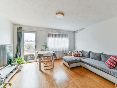 2 Bedroom Maisonette For Sale In Streatham Vale, London