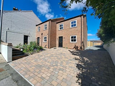 2 Bedroom Semi-detached House For Sale In Middleton On The Wolds