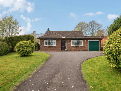 3 Bedroom Bungalow For Sale In Basingstoke, Hampshire