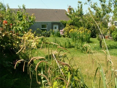3 Bedroom Bungalow For Sale In Llanelli, Carmarthenshire