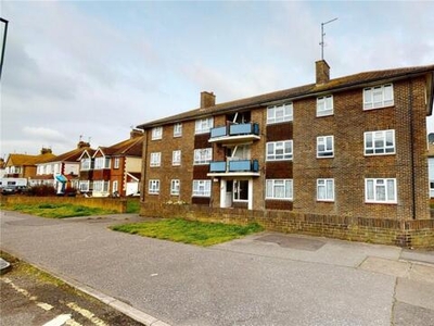 3 Bedroom Flat For Sale In Lancing, West Sussex