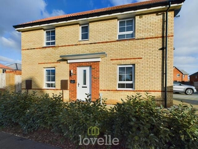 3 Bedroom Semi-detached House For Sale In New Waltham