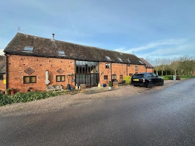 4 Bedroom Barn Conversion For Rent In Berkswell