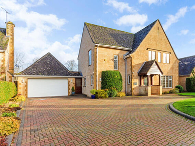 4 Bedroom Detached House For Sale In Gloucestershire