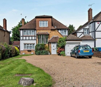 4 Bedroom Detached House For Sale In Hatch End, Pinner