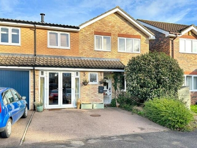 4 Bedroom Link Detached House For Sale In Waterbeach