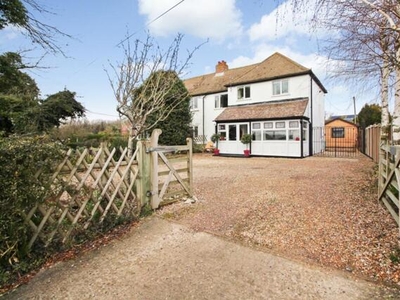 4 Bedroom Semi-detached House For Sale In Canterbury, Kent