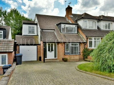4 Bedroom Semi-detached House For Sale In Cuffley, Potters Bar